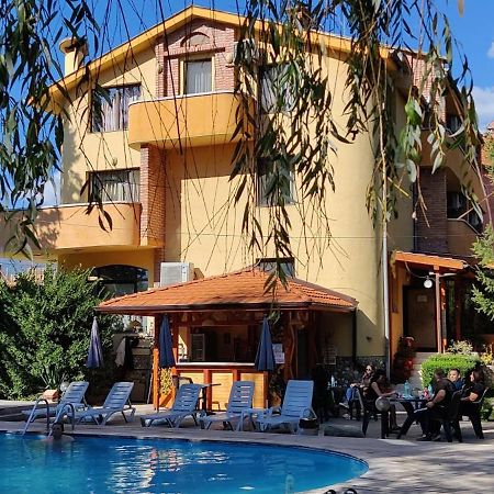 Family Hotel IV Velingrad Extérieur photo