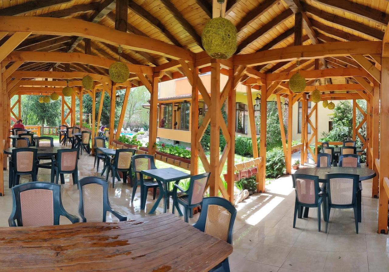 Family Hotel IV Velingrad Extérieur photo