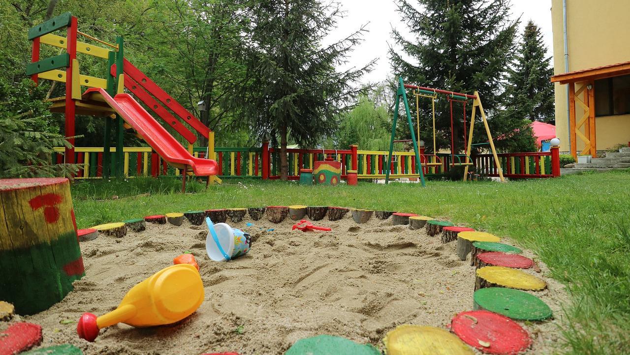 Family Hotel IV Velingrad Extérieur photo
